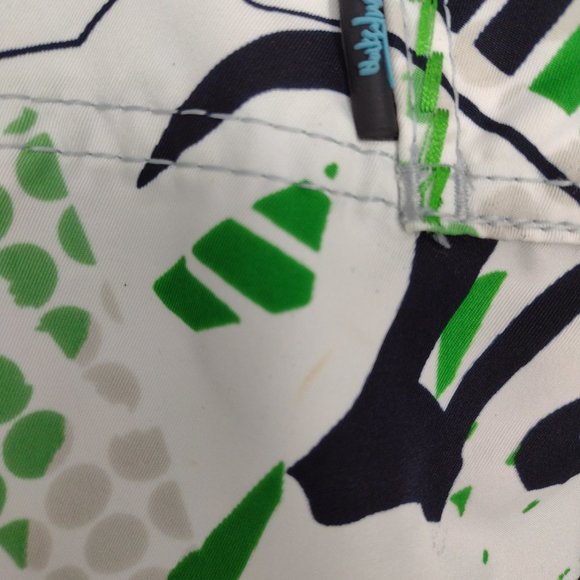 Quiksilver Cargo Side Pocket Logo Print Green Black & White Surf Board Shorts - Picture 7 of 10